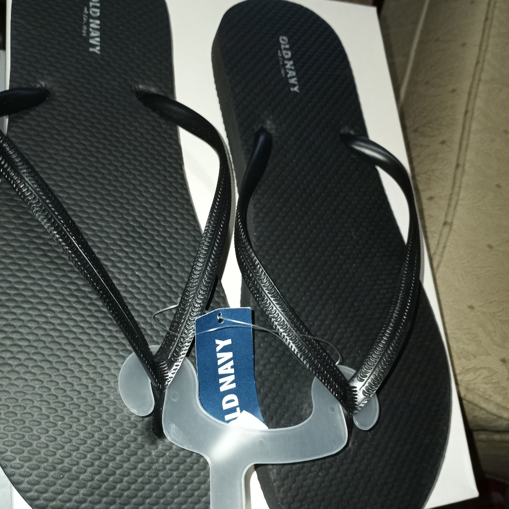 Shoes - Picture 13 of 14
